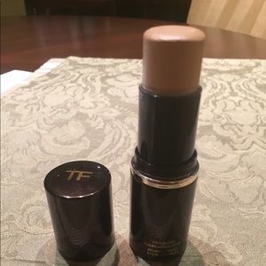 Tom Ford Traceless Foundation Stick in 02